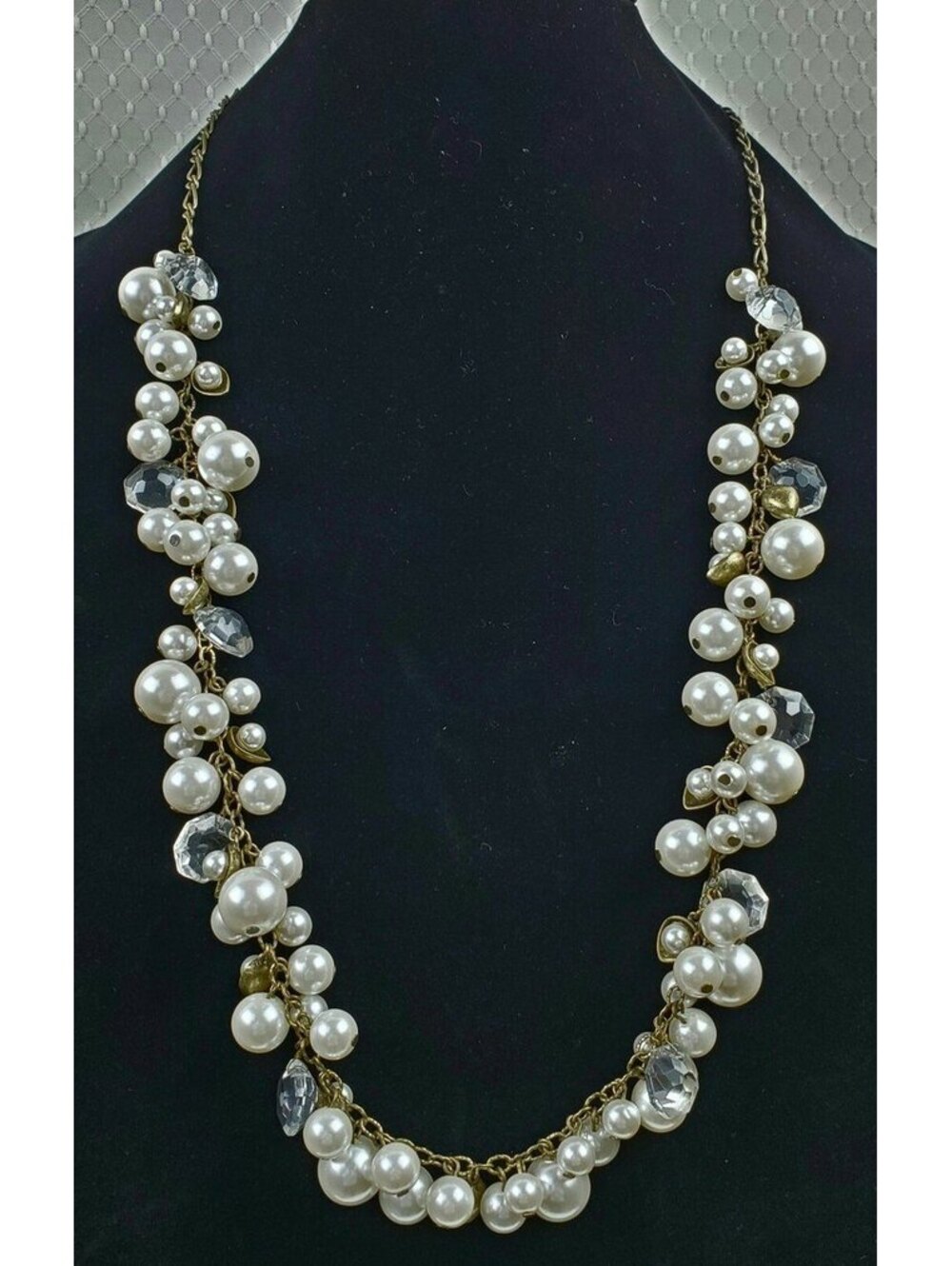 NEW Chloe & Isabel Faux Pearl & Crystal Necklace on antique gold/bronze chain